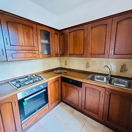 Budoni Beach Apartments شقة *